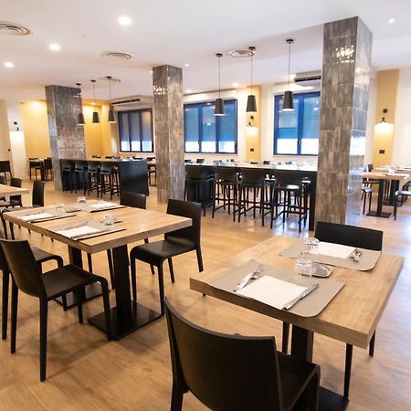 ראבנה Piccolo Hotel מראה חיצוני תמונה