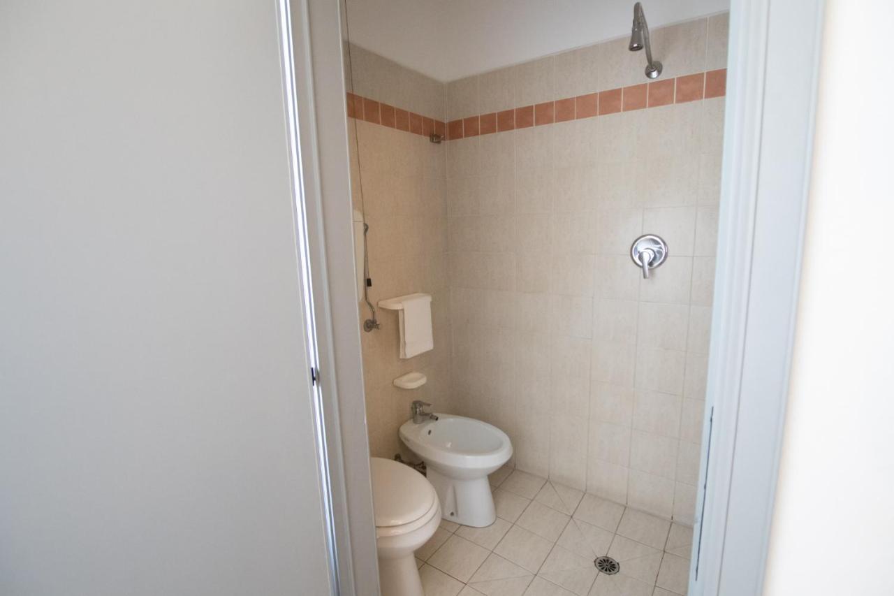 ראבנה Piccolo Hotel מראה חיצוני תמונה